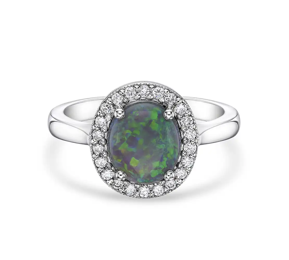 Jewellery packshot for marketplace listings